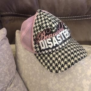 Nwot Beautiful Disaster hat